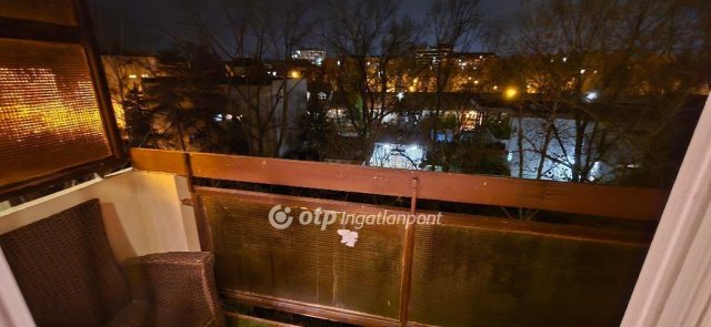 Kiadó panellakás, albérlet, Debrecenben 250 E Ft / hó, 2 szobás