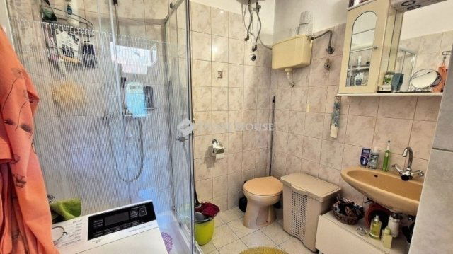 Eladó téglalakás, Budapesten, IV. kerületben 47.9 M Ft, 2 szobás