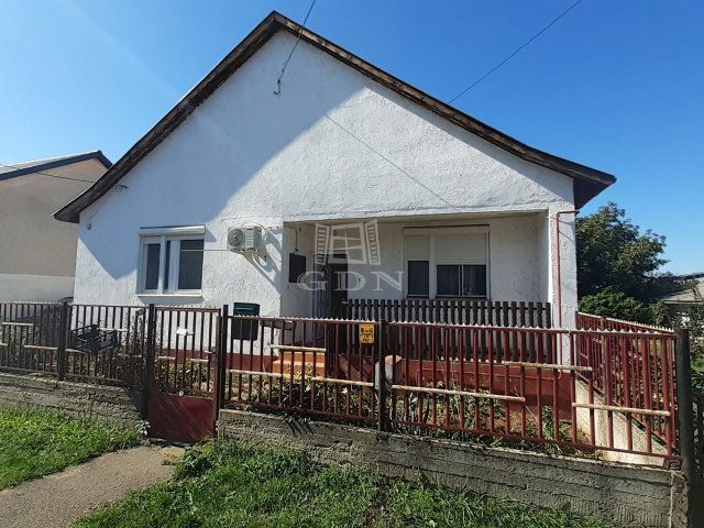 Eladó családi ház, Ebesen 79.9 M Ft, 3 szobás