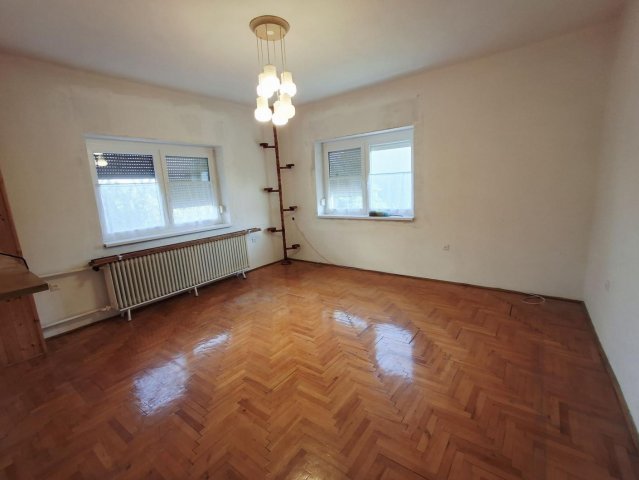 Eladó családi ház, Bokodon 55.9 M Ft, 4 szobás