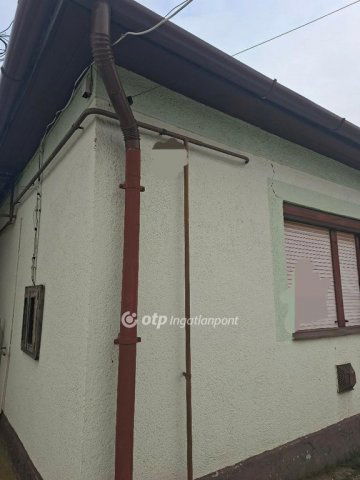 Eladó családi ház, Hajdúhadházon 35.5 M Ft, 3 szobás