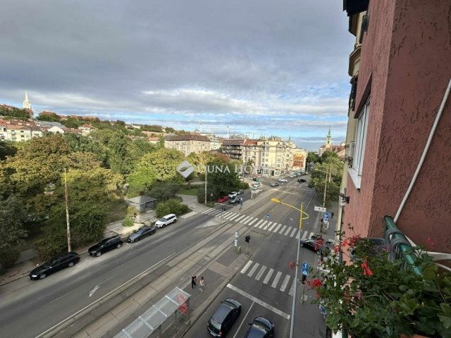 Eladó téglalakás, Budapesten, I. kerületben 115 M Ft, 2 szobás