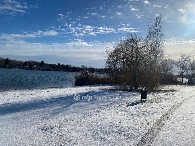 Eladó családi ház, Makádon 78.9 M Ft, 4 szobás