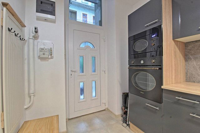 Eladó téglalakás, Budapesten, VII. kerületben 69.9 M Ft