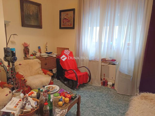 Eladó téglalakás, Kaposváron 44.9 M Ft, 2 szobás