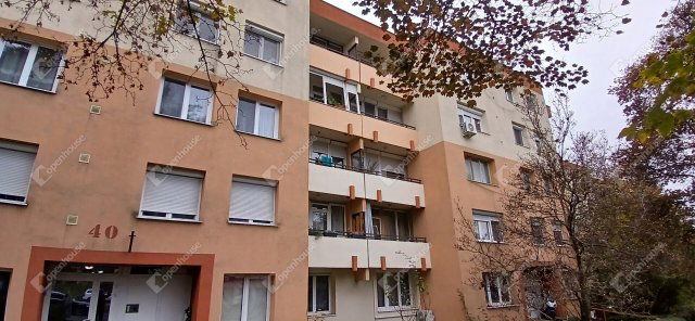Eladó téglalakás, Zalaegerszegen 40 M Ft, 2 szobás