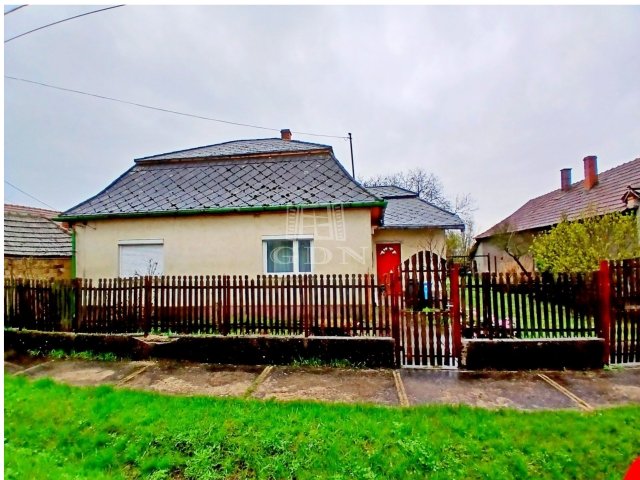 Eladó családi ház, Berzéken 21.9 M Ft, 2+1 szobás