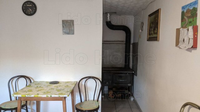 Eladó családi ház, Lesenceistvándon 46.5 M Ft, 4 szobás