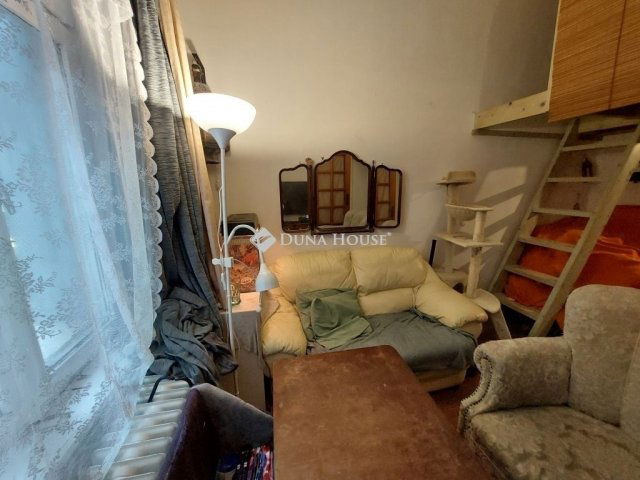Eladó téglalakás, Budapesten, II. kerületben 84 M Ft, 4 szobás