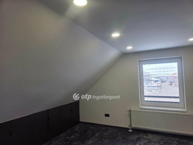 Eladó családi ház, Abonyban 108 M Ft, 3 szobás