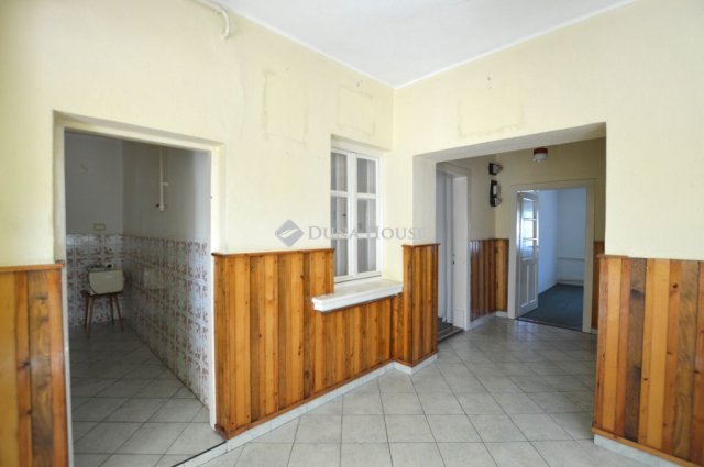 Eladó családi ház, Veszprémben 78 M Ft, 3 szobás