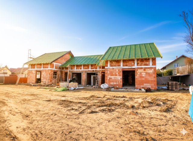 Eladó családi ház, Taksonyon 129.9 M Ft, 5 szobás