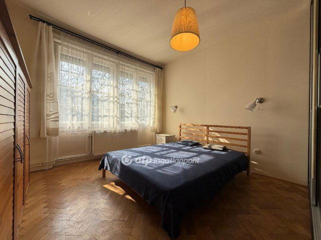 Eladó téglalakás, Budapesten, III. kerületben 134 M Ft, 3 szobás