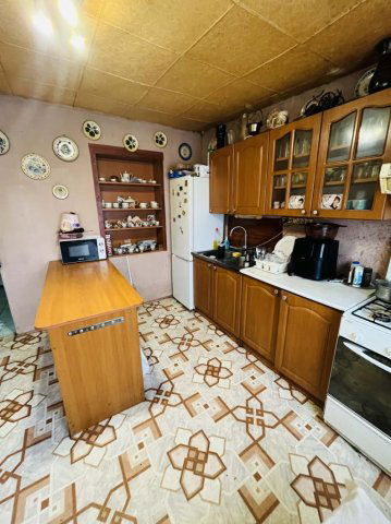 Eladó családi ház, Tatán 31.99 M Ft, 2 szobás