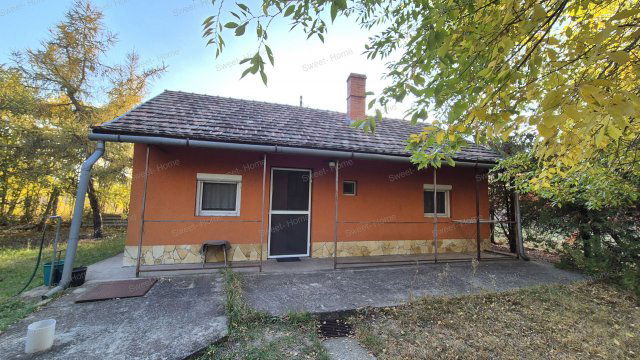 Eladó családi ház, Kecskeméten 23.9 M Ft, 1 szobás