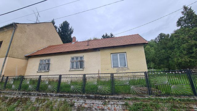 Eladó családi ház, Nagybakónakon 10.5 M Ft, 3 szobás