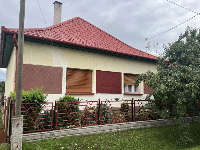 Eladó családi ház, Nádudvaron 38.9 M Ft, 2+1 szobás