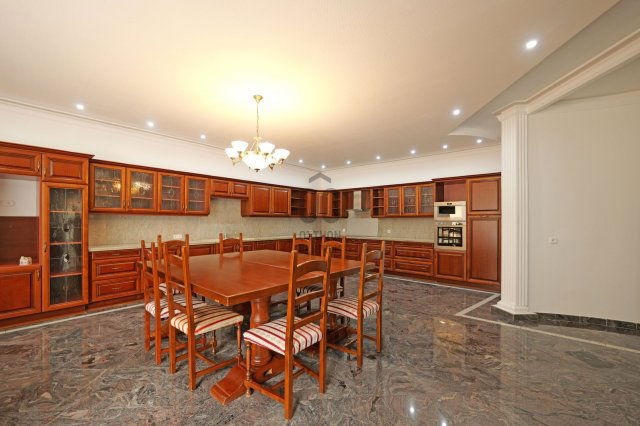 Kiadó ikerház, albérlet, Budapesten, II. kerületben, 5 szobás