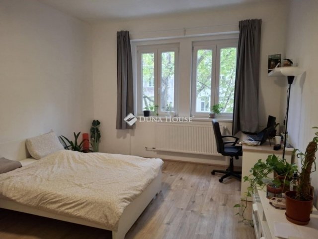 Eladó téglalakás, Budapesten, IX. kerületben 91.9 M Ft, 3 szobás