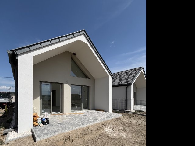 Eladó családi ház, Vácrátóton 99.5 M Ft, 4 szobás
