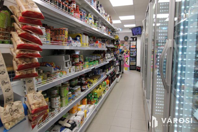 Eladó üzlethelyiség, Balatonakarattyán 360 M Ft, 3 szobás