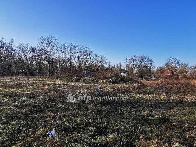 Eladó telek, Csornán 165 M Ft / költözzbe.hu