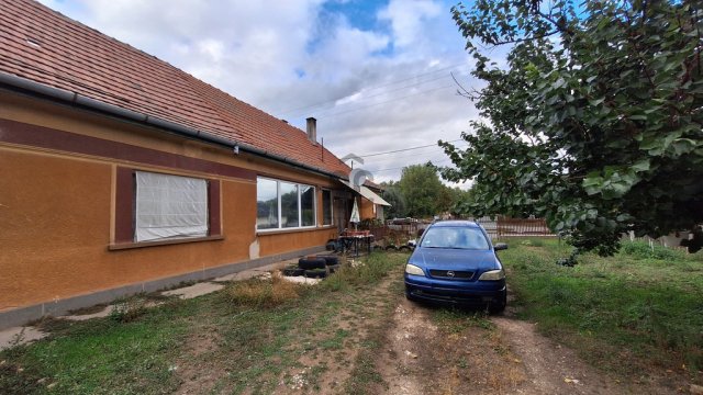 Eladó családi ház, Pilisen 29.8 M Ft, 3 szobás