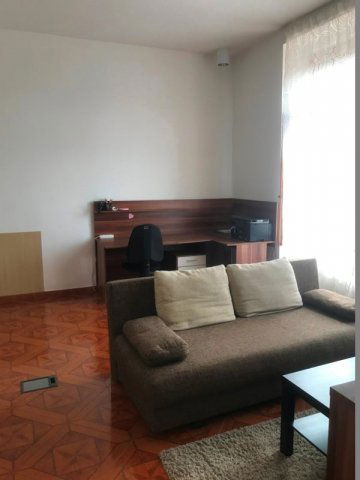 Kiadó téglalakás, albérlet, Pécsett 180 E Ft / hó, 2 szobás