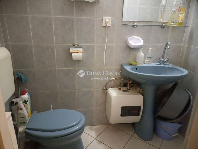 Eladó téglalakás, Zalaegerszegen 26.9 M Ft, 3 szobás