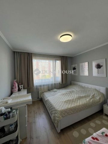 Eladó panellakás, Budapesten, XV. kerületben 68 M Ft, 2 szobás