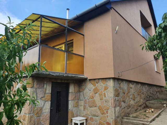 Kiadó családi ház, albérlet, Érden 280 E Ft / hó, 3 szobás