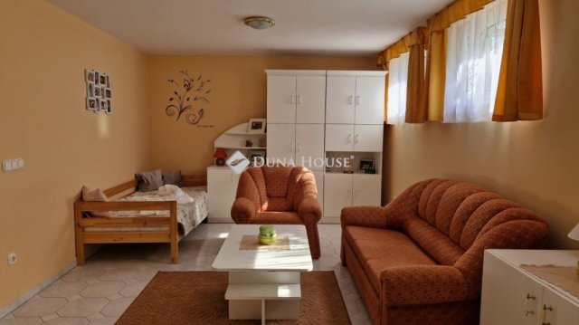Eladó családi ház, Bükön 169 M Ft, 9+1 szobás