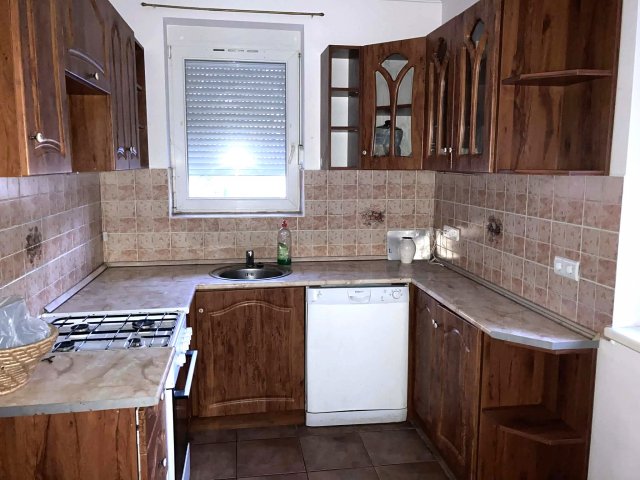 Eladó családi ház, Ráckevén 68.99 M Ft, 4 szobás