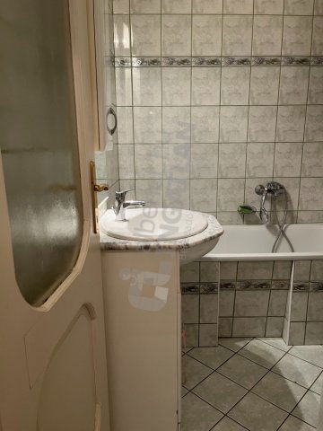 Kiadó téglalakás, albérlet, II. kerületben, Józsefhegyi utcában
