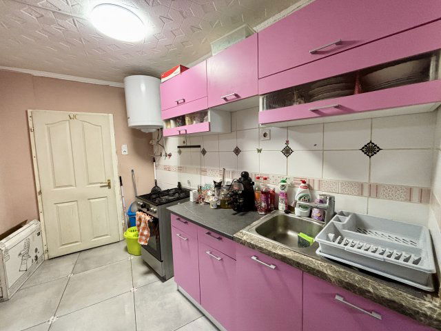 Eladó téglalakás, Pápán 11.99 M Ft, 1+1 szobás