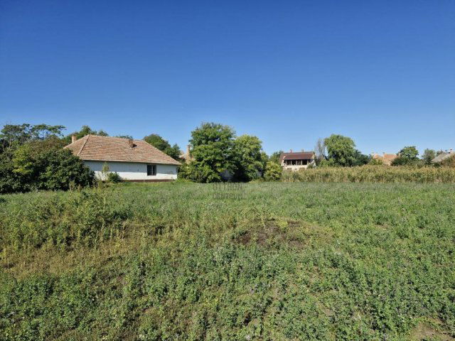 Eladó telek, Abonyban 17.9 M Ft / költözzbe.hu