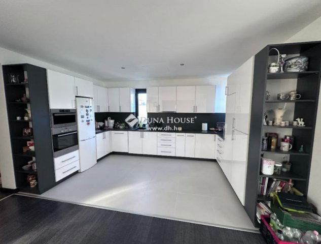 Eladó családi ház, Dabason 125 M Ft, 3 szobás