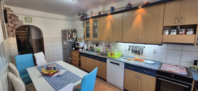 Eladó családi ház, Debrecenben 133 M Ft, 5 szobás