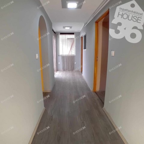Eladó családi ház, Őcsényen 26.9 M Ft, 3 szobás