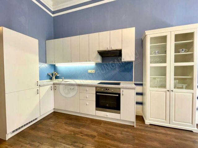 Kiadó téglalakás, albérlet, V. kerületben, Sörház utcában