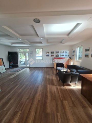 Eladó családi ház, Diósdon 250 M Ft, 5 szobás