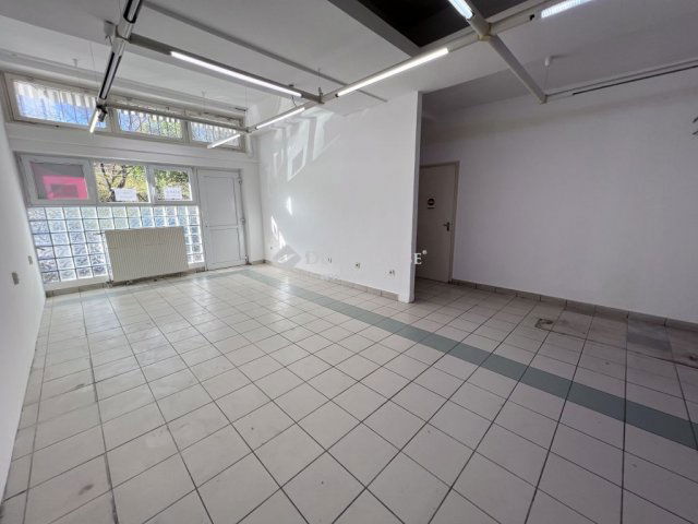 Kiadó üzlethelyiség, Zalaegerszegen 650 E Ft / hó