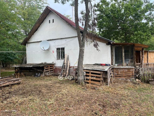 Eladó mezogazdasagi ingatlan, Szabadszálláson 24 M Ft, 1 szobás