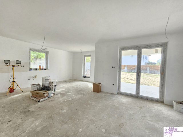Eladó családi ház, Sződön 114 M Ft, 4 szobás