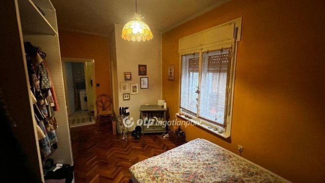 Eladó családi ház, Egerben 44 M Ft, 2 szobás