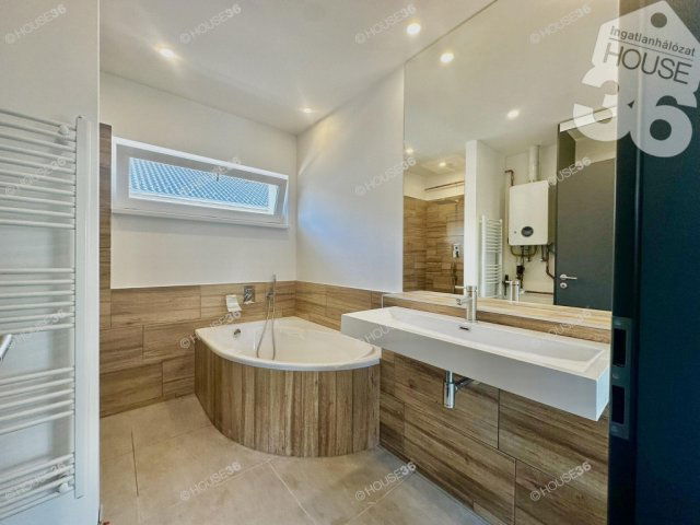 Eladó sorház, Kecskeméten 67.3 M Ft, 3 szobás