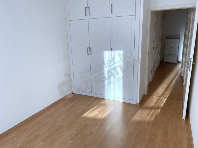 Kiadó téglalakás, albérlet, IV. kerületben, Malomvíz utcában