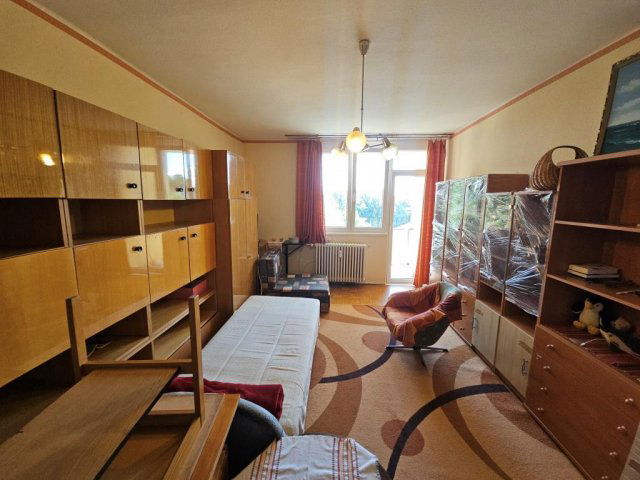 Eladó téglalakás, Kaposváron, Arany János utcában 31.5 M Ft
