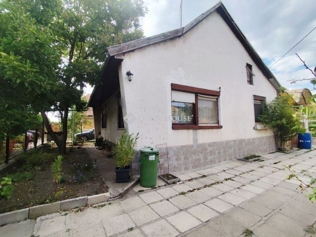 Eladó családi ház, Vecsésen 73 M Ft, 5 szobás