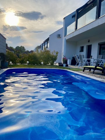 Eladó ikerház, Pilisvörösváron 174.99 M Ft, 4 szobás